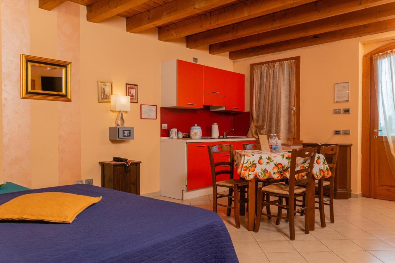 Agriturismo Dei Grippi Sona Exterior photo