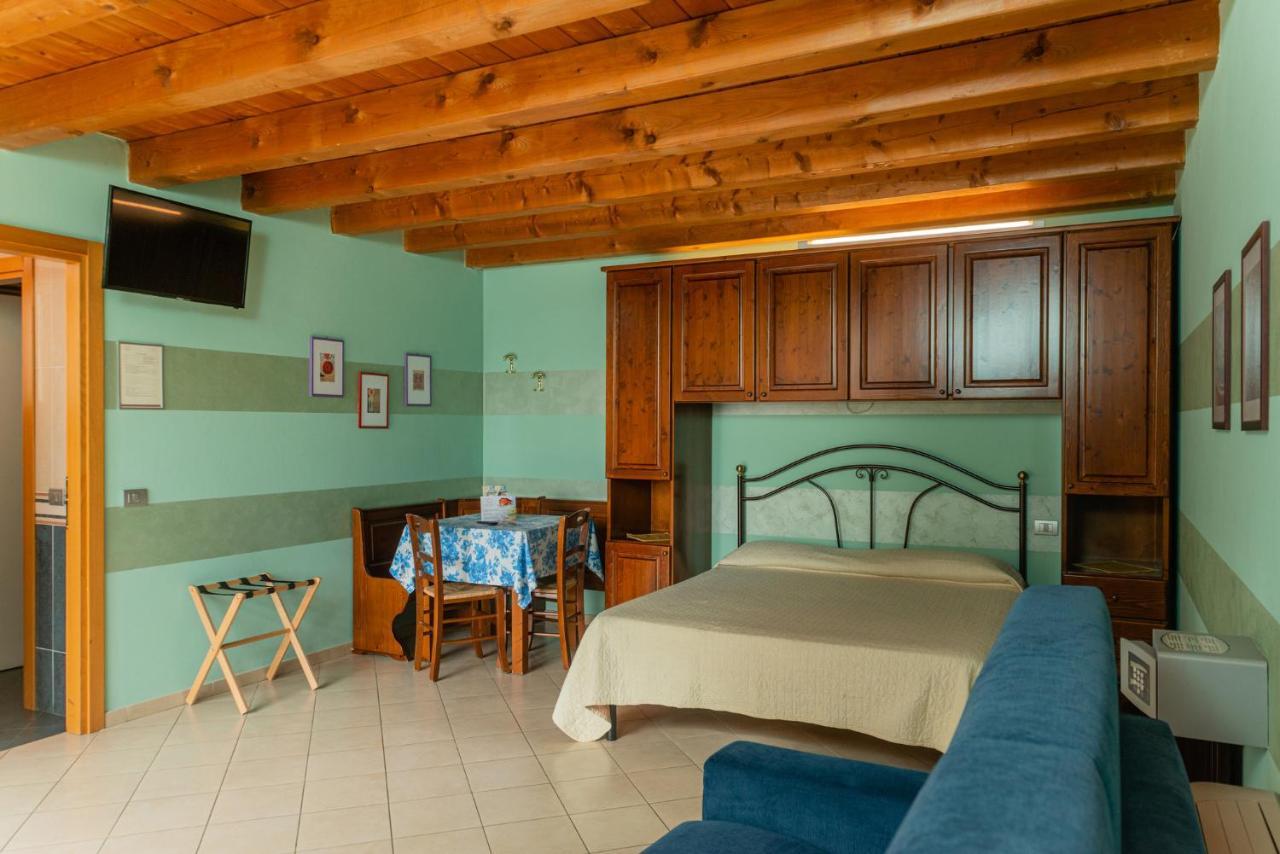 Agriturismo Dei Grippi Sona Exterior photo